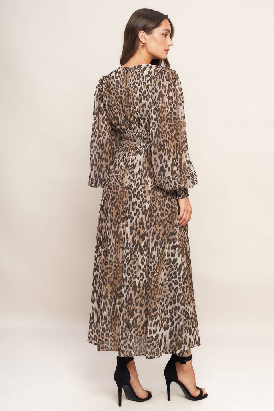 Always say “Yes!” to leopard!