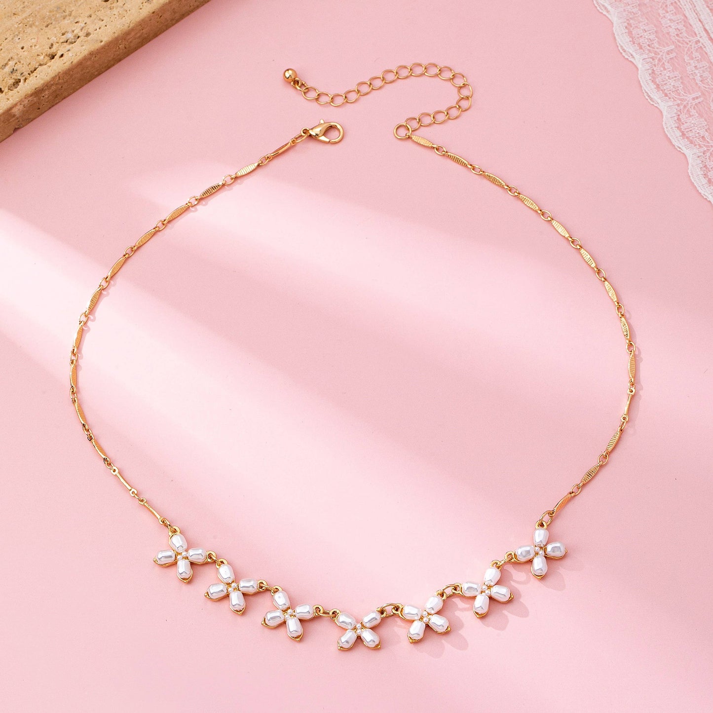 Charm Necklace-Delicate Pearl Flower