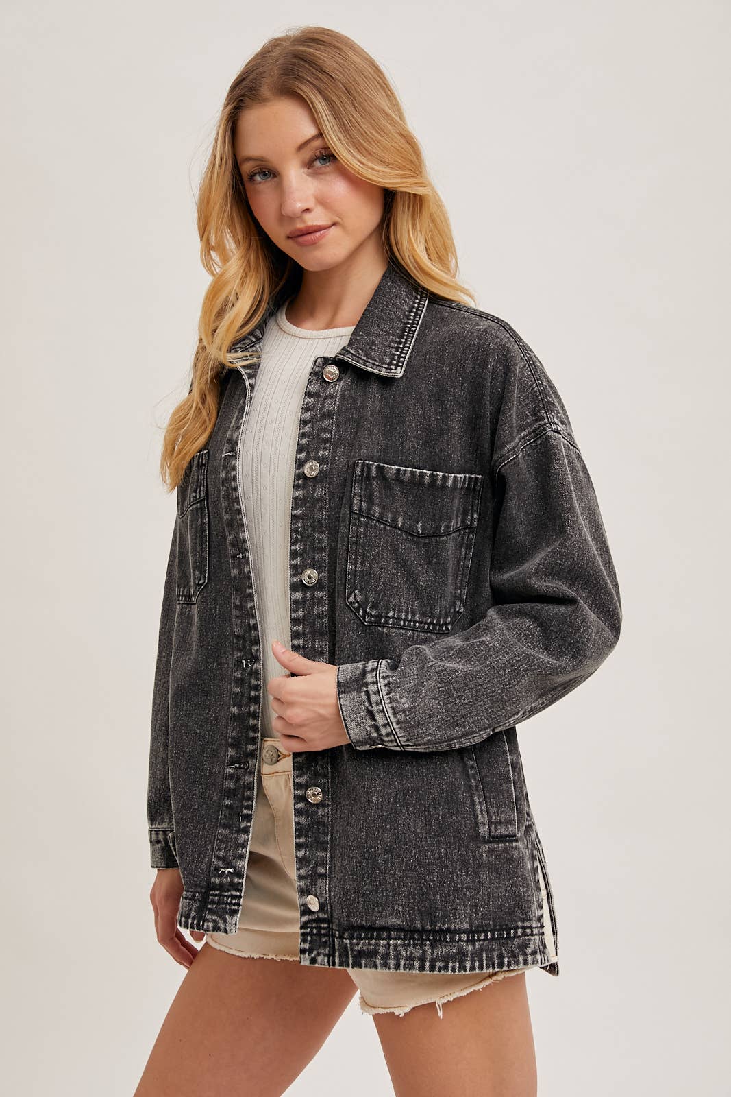 BUTTON DOWN SHIRT DENIM JACKET WITH POCKETS