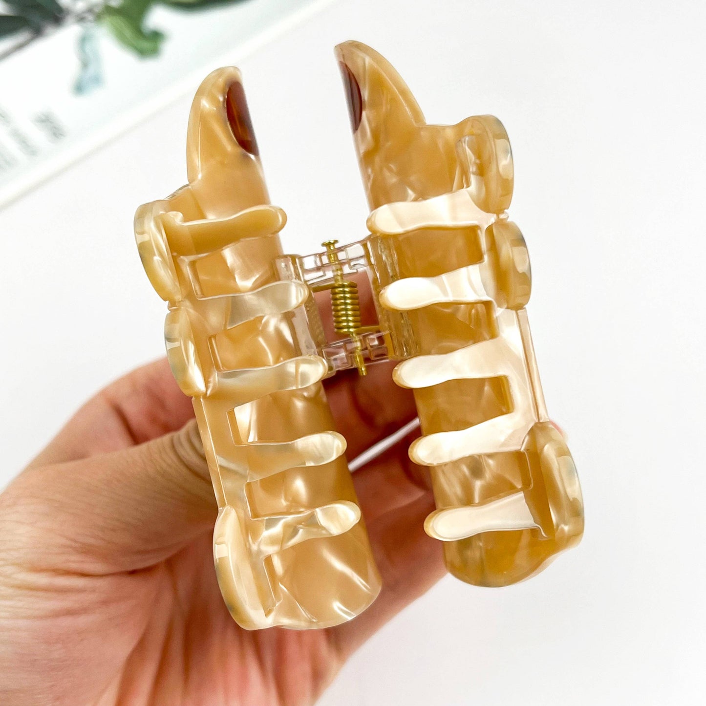 Capybara Acetate Hair Claw Cute Animal Clip