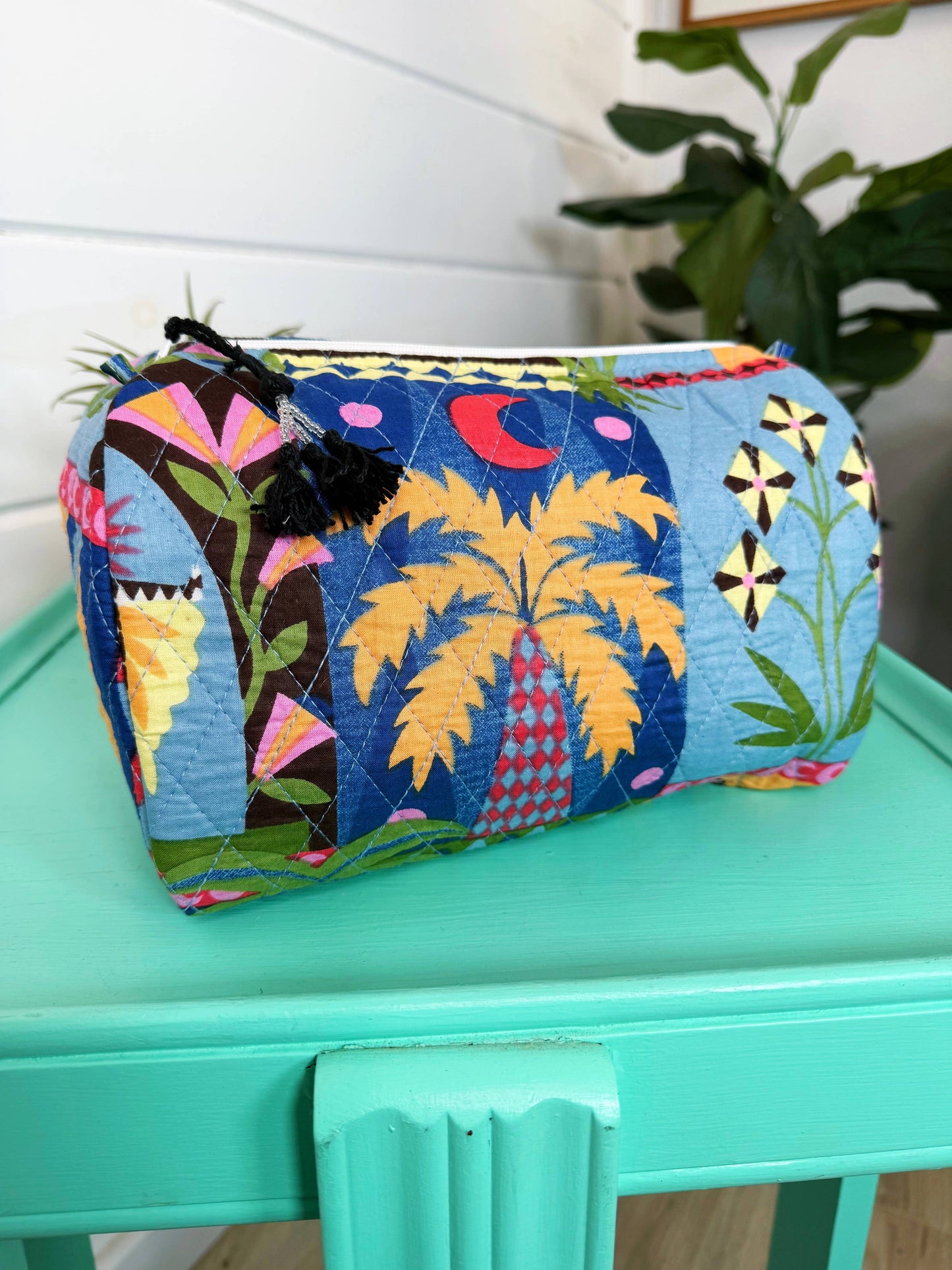 Palm Cirque Makeup Bag