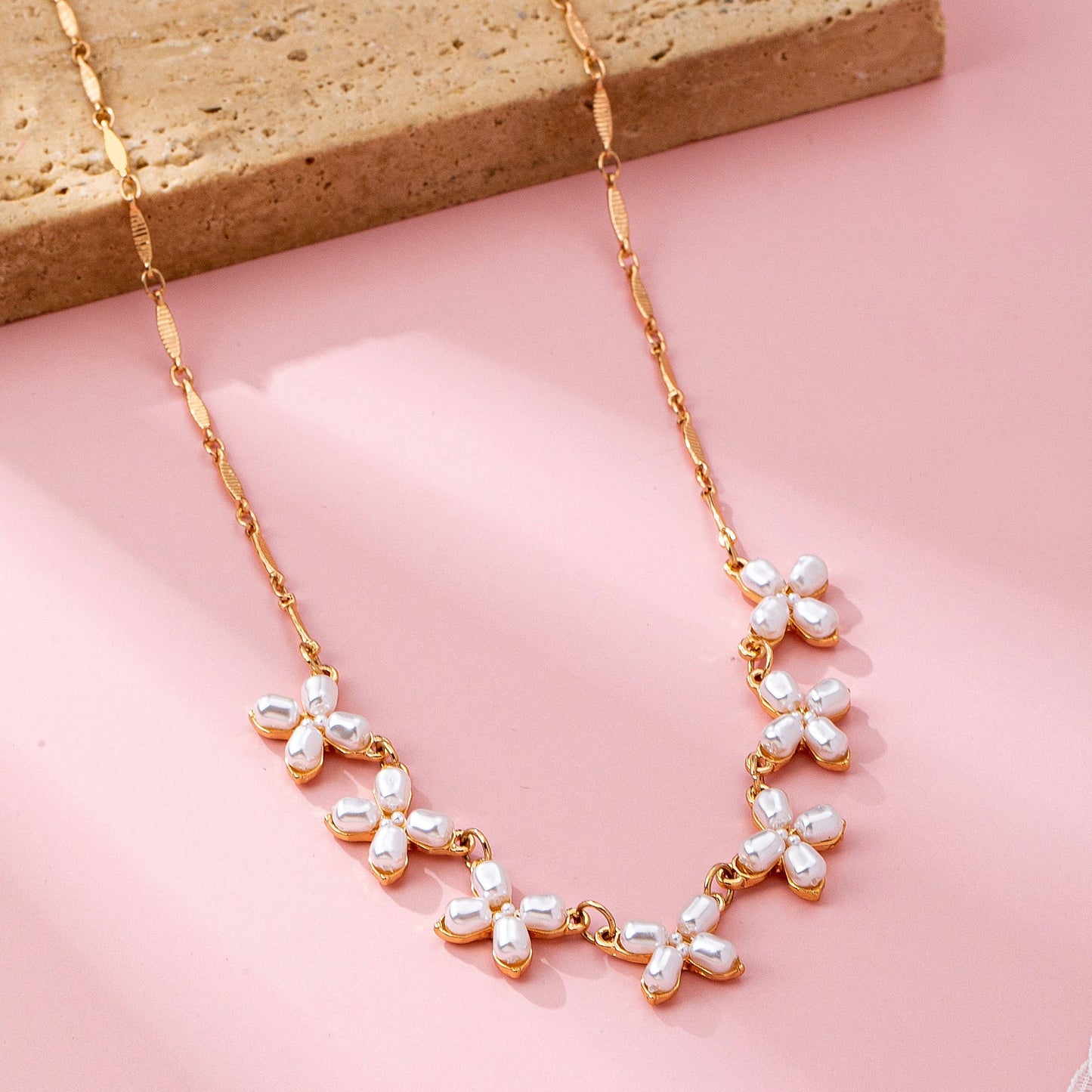 Charm Necklace-Delicate Pearl Flower