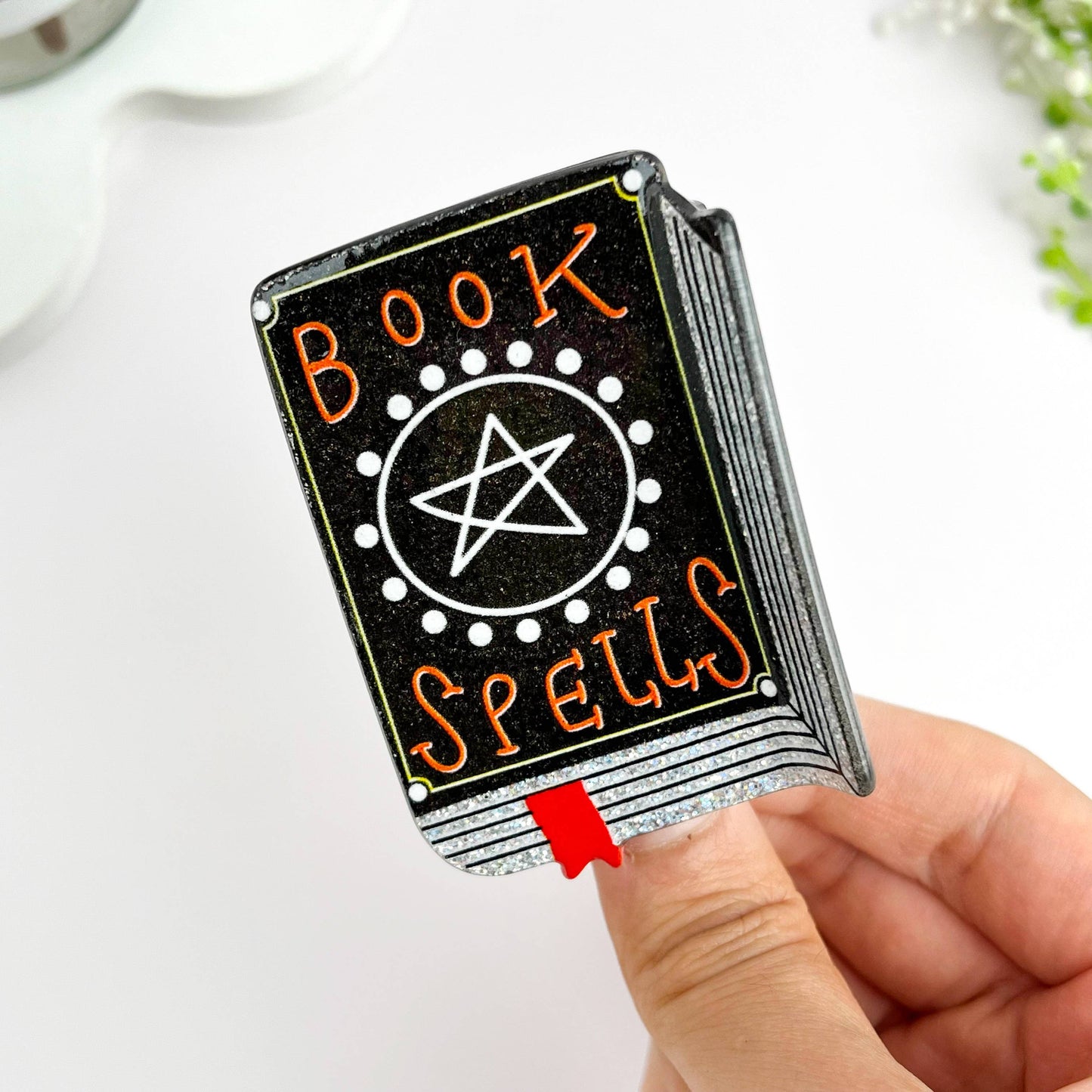 📖 Enchanting Magic Book Hair Claw–Spellbinding Acetate Clip