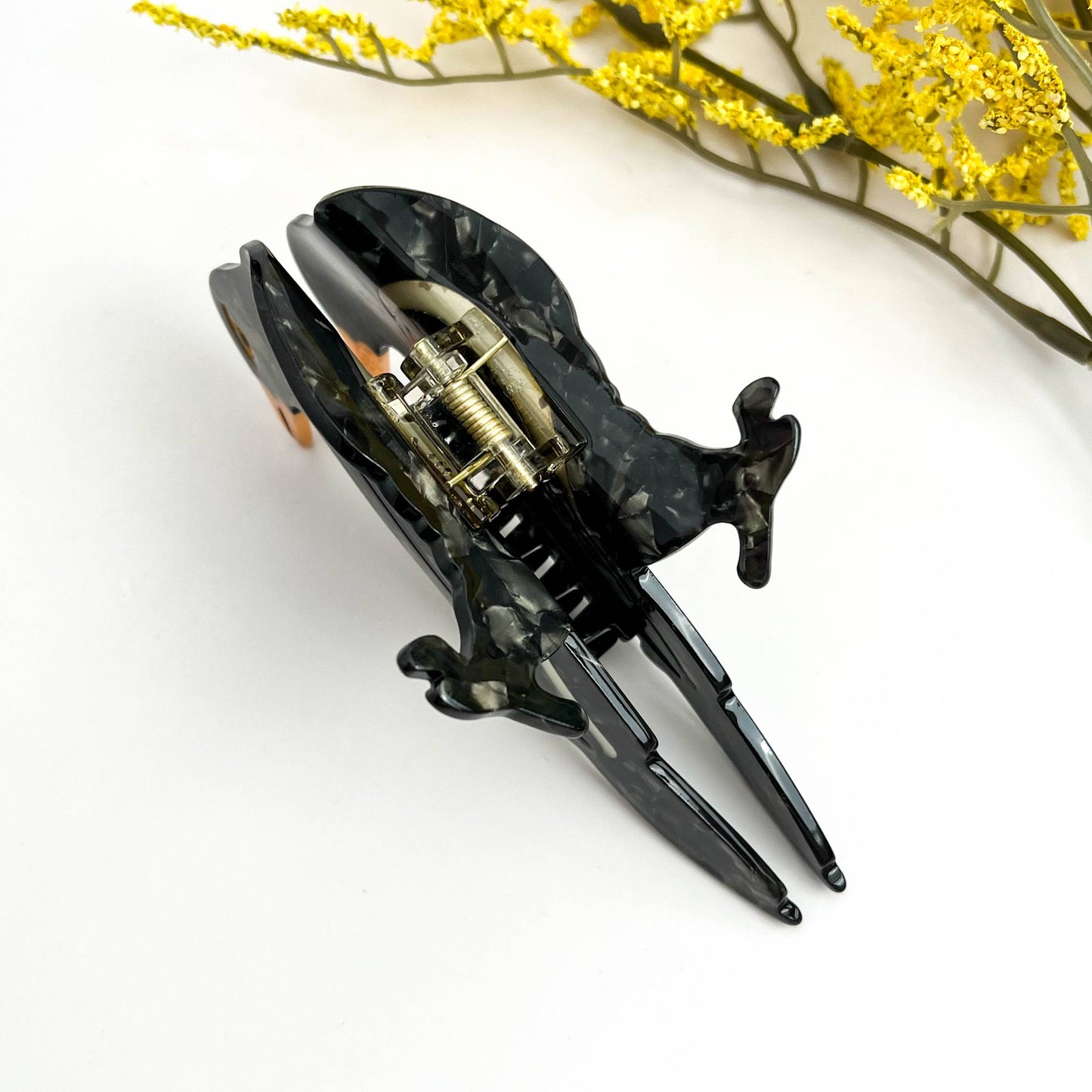 Moonlit Raven Acetate Hair Claw – Mysterious Gaze
