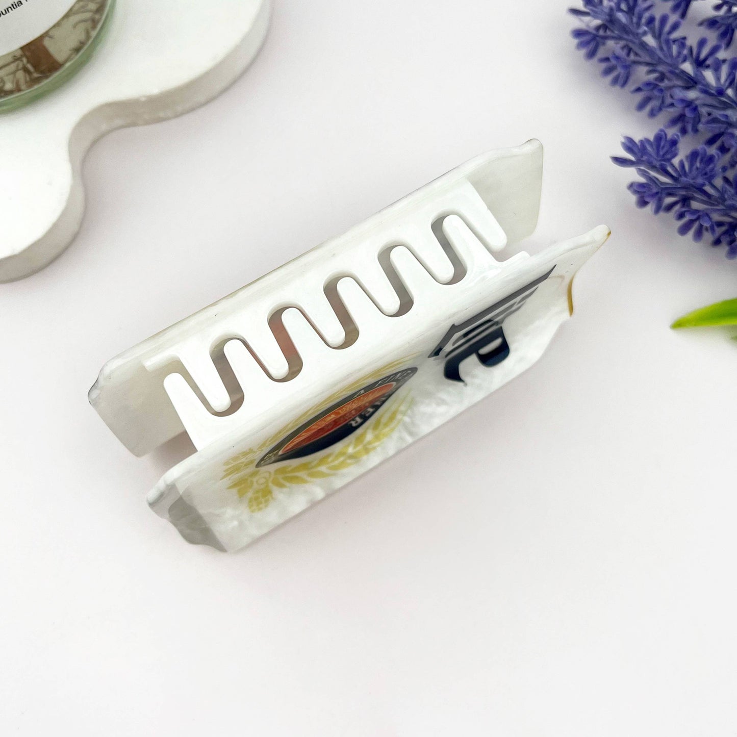Light Beer Can Hair Claw Clip – Creative Beverage Design