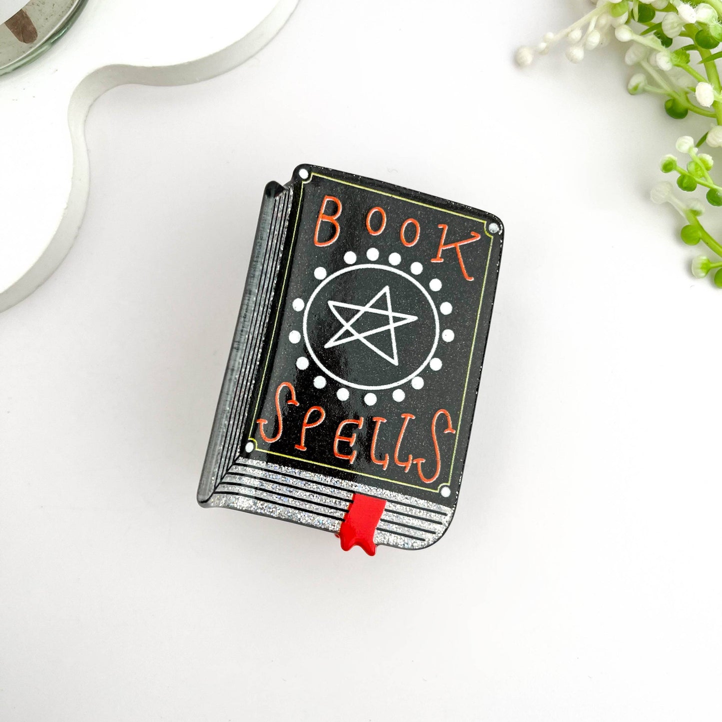 📖 Enchanting Magic Book Hair Claw–Spellbinding Acetate Clip